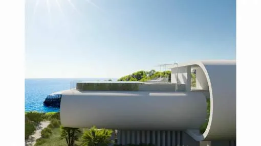 Traumhafte Designer-Villa in erster Meereslinie in Porto Cristo